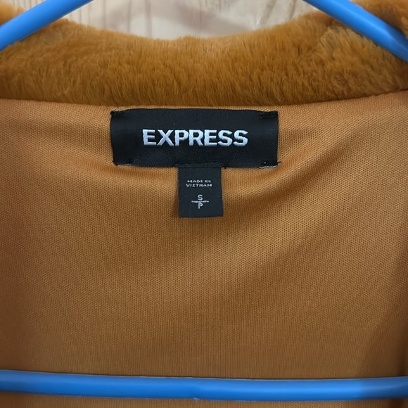 Express Jacket - Picture 2 of 3